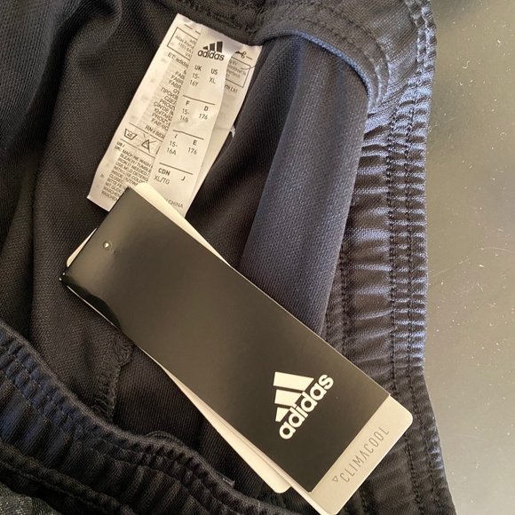 Adidas women's skinny sweats - Picture 4 of 5